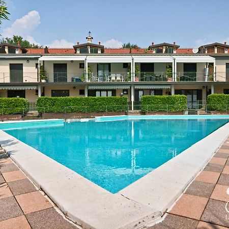 Residence Atollo Манерба-дель-Гарда Екстер'єр фото